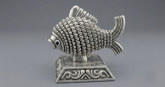 Exquisitely Crafted 999 Pure Silver Fish Idol
