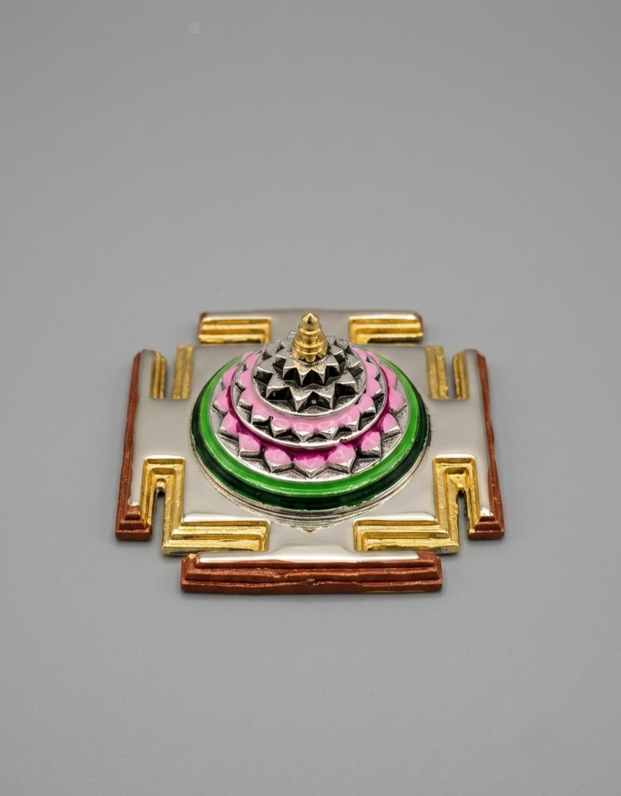 Divine Shri Yantra Silver Article
